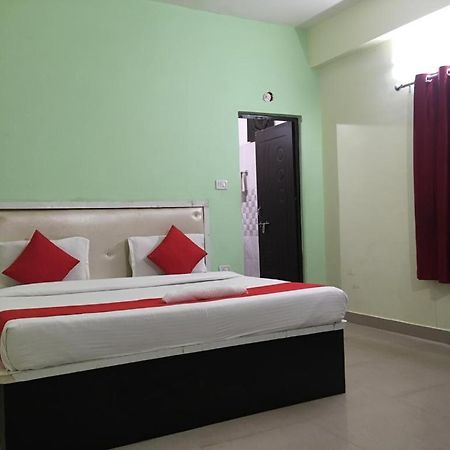 Hotel Yug Residency 瓦拉纳西 外观 照片