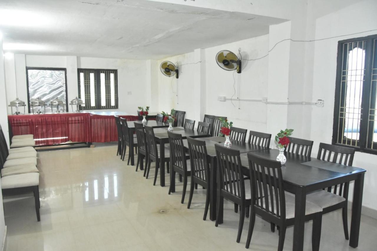 Hotel Yug Residency 瓦拉纳西 外观 照片